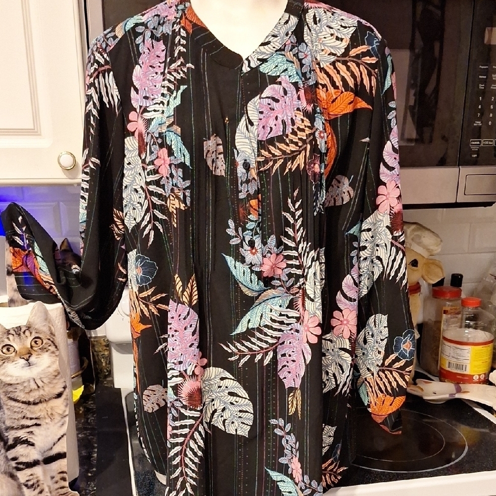 f Studio Works Button Long Sleeve Floral Plus Size Top 3X